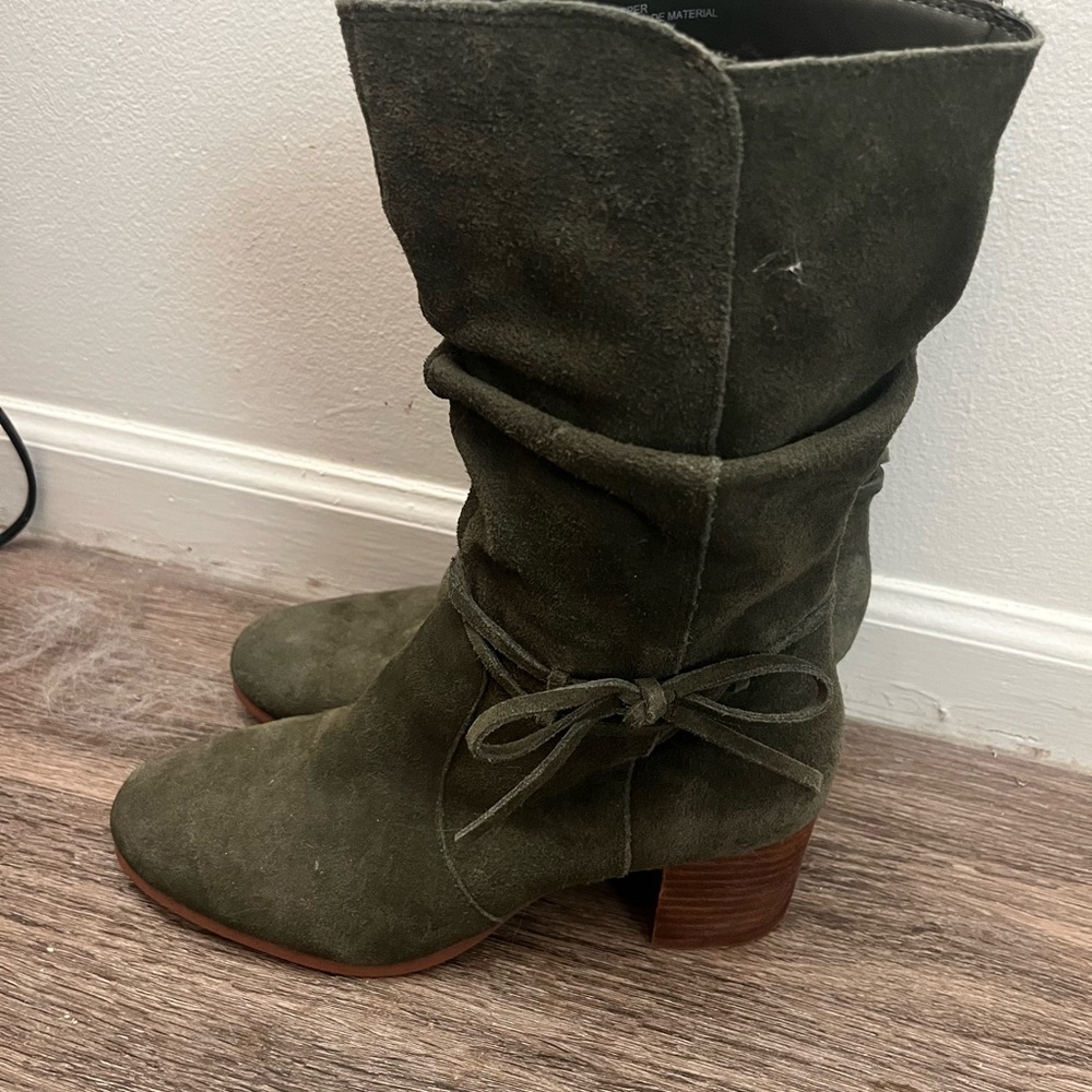 Violet and Red boots